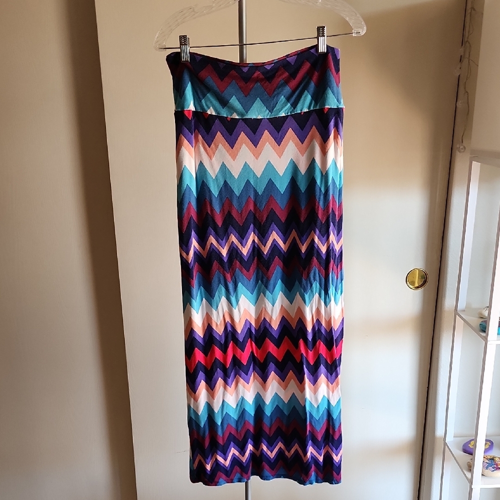 "Bongo" Cheveron Print Maxi Skirt 💜